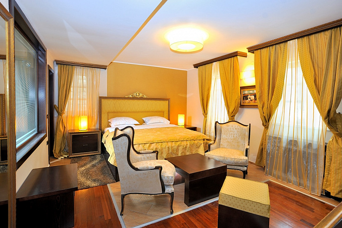 Luxury hotel in Perast